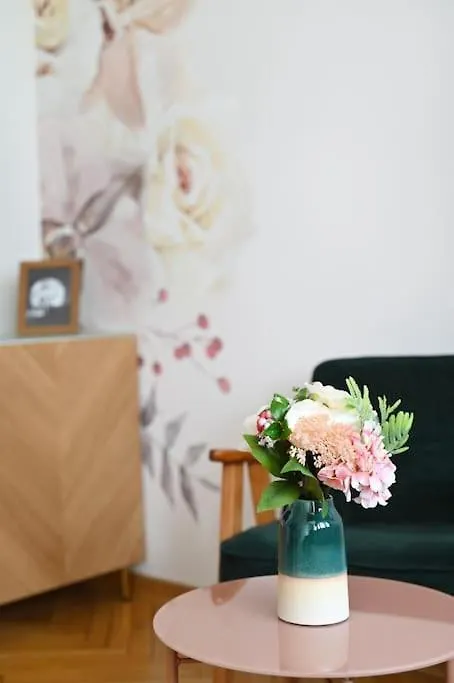 Apartament Powisle Solec City Centre! Private Parking Warszawa