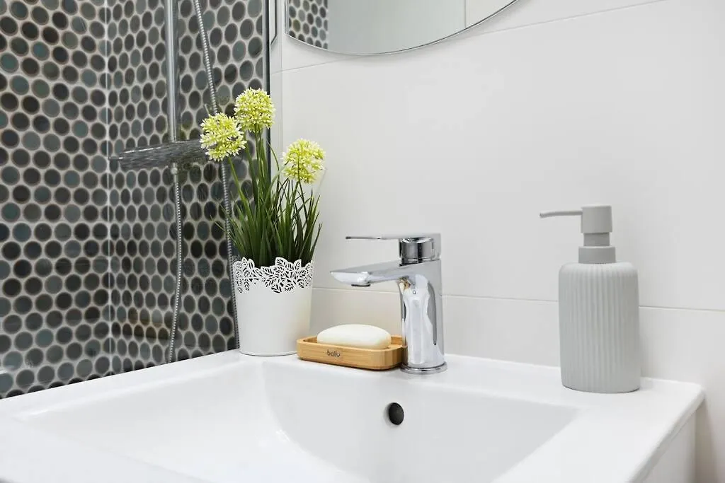Apartament Powisle Solec City Centre! Private Parking Warszawa