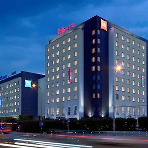 Ibis West Station Otel