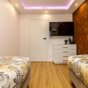 https://housecube-bar-prywatne-kino-bilard-luxus.hotelswroclaw.com